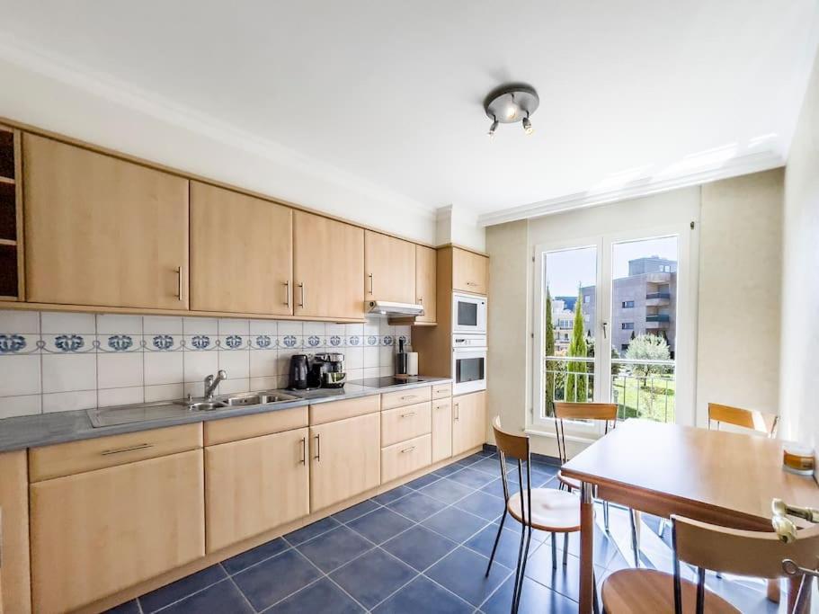 Forum Luxury View Apartment Montreux